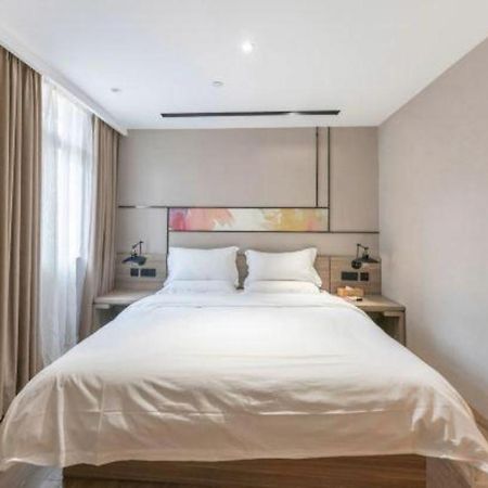 Starway Hotel Сямън Екстериор снимка