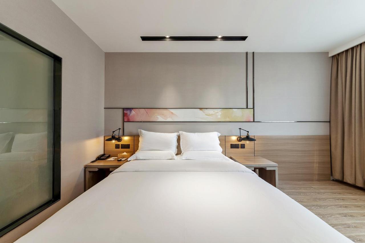Starway Hotel Сямън Екстериор снимка