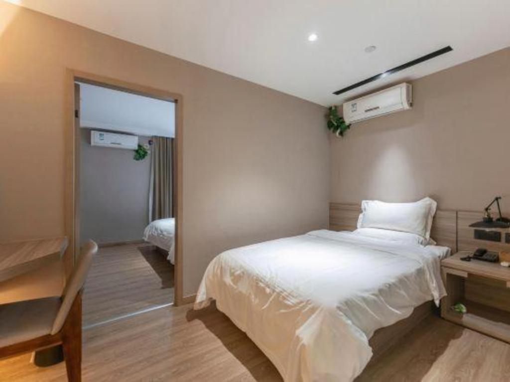 Starway Hotel Сямън Екстериор снимка