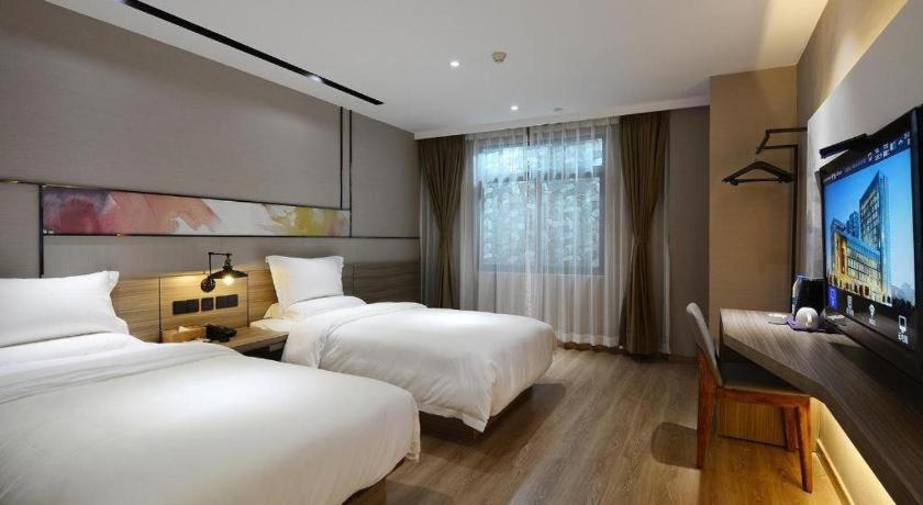 Starway Hotel Сямън Екстериор снимка
